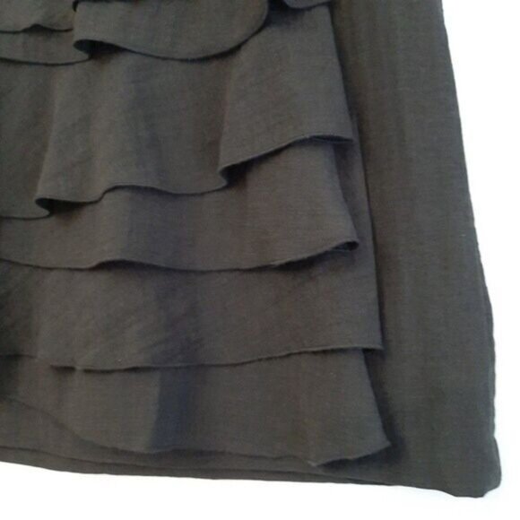 BANANA REPUBLIC | New Mini Skirt Ruffle Black Neutral Sz 10 - Picture 4 of 9